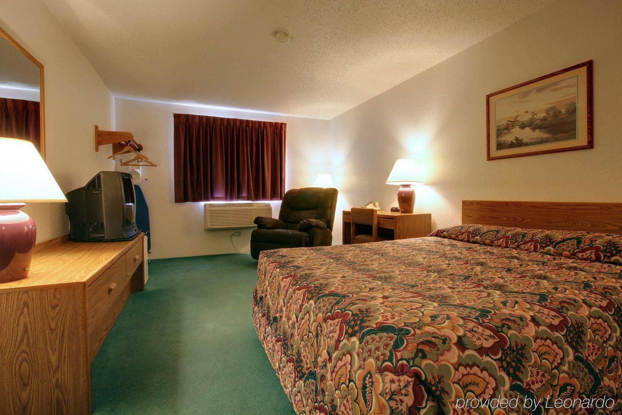 Americas Best Value Inn & Suites Cassville Roaring River Zimmer foto